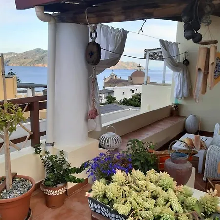 Apartment Casa Il Gelsomino - Terrazzo Panoramico Sul Mare Santa Marina Salina